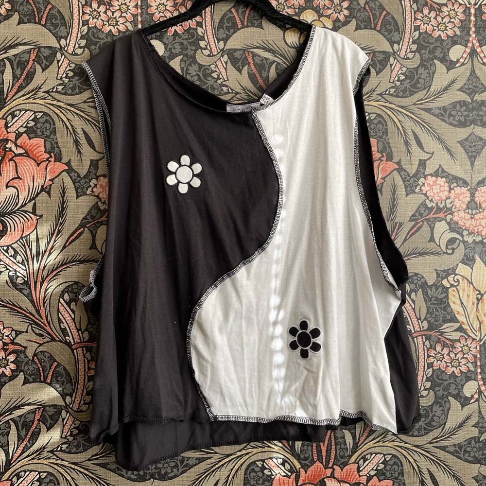Plus size Asos Yin & Yang Tank Top